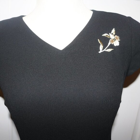 💥HP💥 Maggy London petites beautiful sheath dress size 4 - Picture 3 of 10